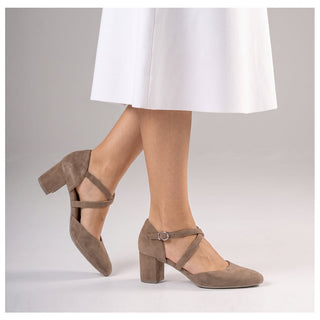 G81.343 - PEANUT SUEDE BLOCK HEELS