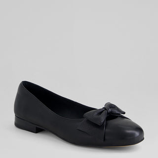 DEBBINE W - BLACK LEATHER FLATS