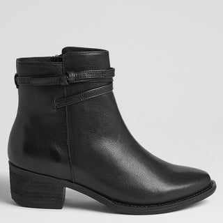 ELLON XF - BLACK LEATHER BLACK HEEL ANKLE BOOTS