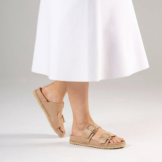 DEON - CAMEL STUD LEATHER SLIDES
