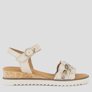 G82.758 - BEIGE LEATHER SANDALS