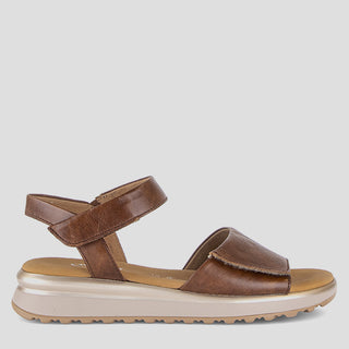 G82.840 - CAMEL LEATHER SANDALS