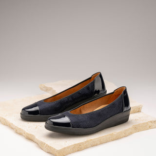 G06.402 - OCEAN LEATHER FLATS