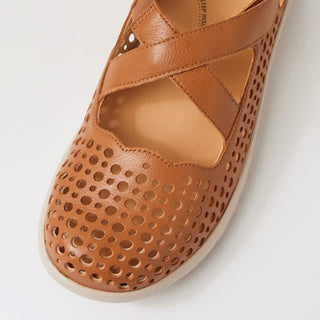 SACHET XF - TAN LEATHER FLATS