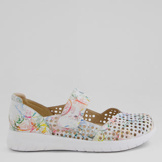 SINDIS XF - ALMOND FLORAL LEATHER FLATS