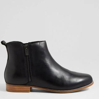 TOKATS - BLACK LEATHER ANKLE BOOTS