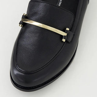 TUBBIE XF - BLACK LEATHER FLATS