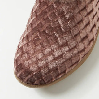 ZIERA FIFI XW - TAUPE EMBOSS SLIPPERS