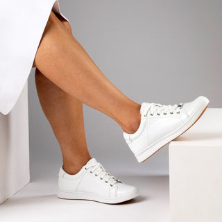 DELILAH XF - WHITE EMBOSSED LEATHER