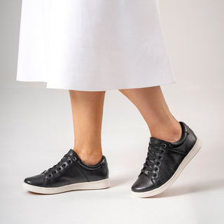 PAMELA XF - BLACK LEATHER WHITE SOLE SNEAKERS